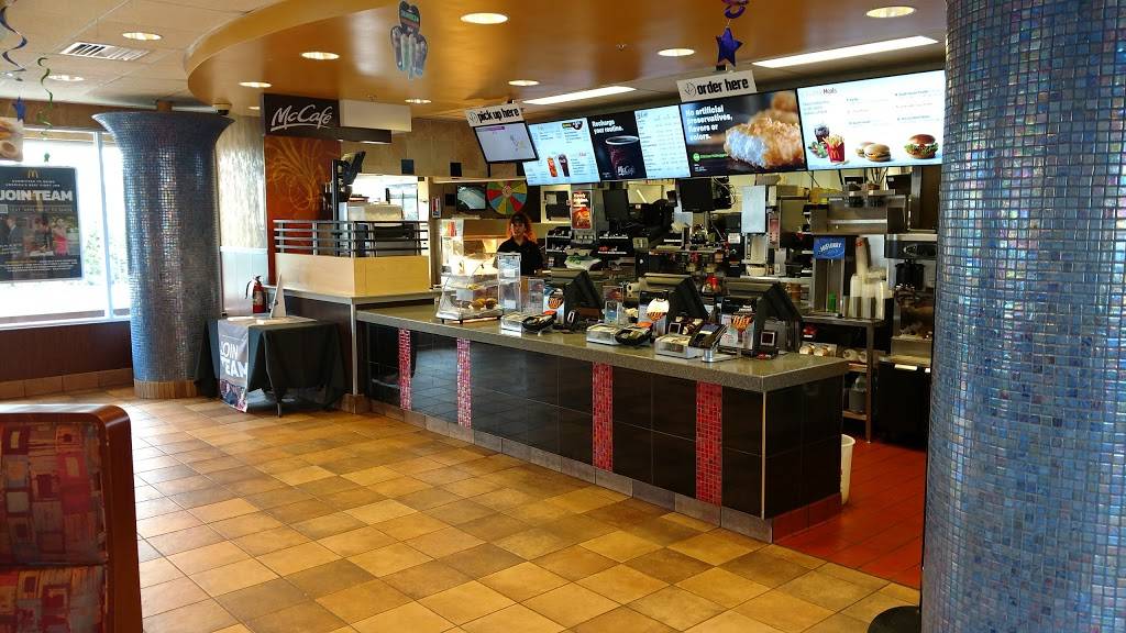 McDonalds | cafe | 225 E Ogden Ave, Downers Grove, IL 60515, USA | 6309696310 OR +1 630-969-6310