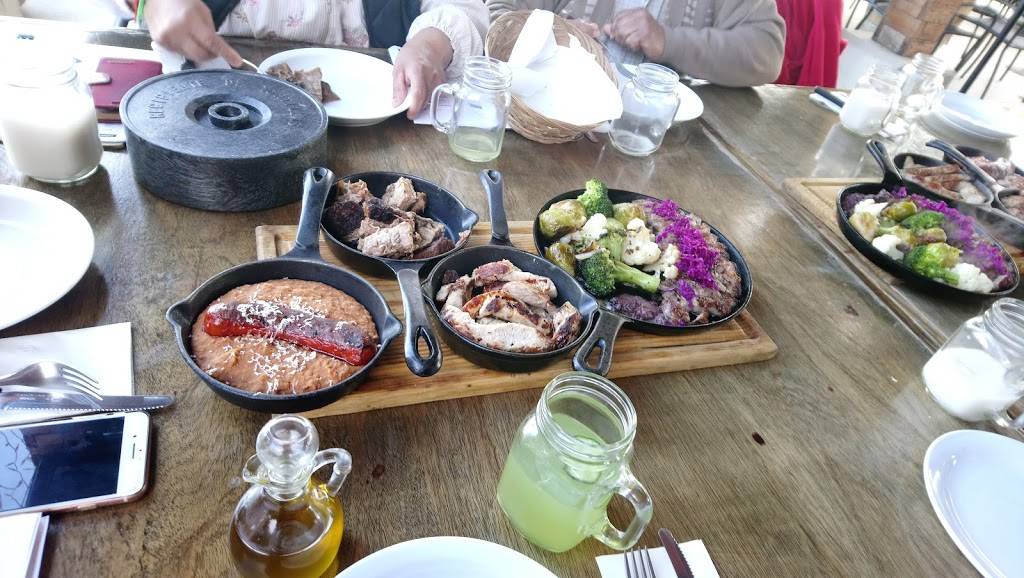 Tahal Restaurante | restaurant | Juanita Beltran s/n, Ejido El Porvenir, 22755 Ensenada, B.C., Mexico | 016466881944 OR +52 646 688 1944