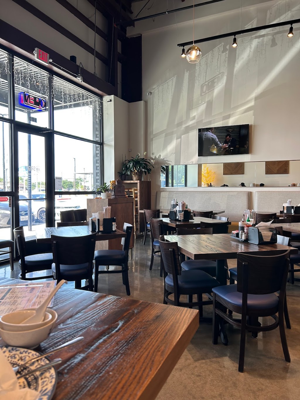 Pho Saigon | restaurant | 12661 Tomball Pkwy #800, Houston, TX 77086, USA | 2815068768 OR +1 281-506-8768