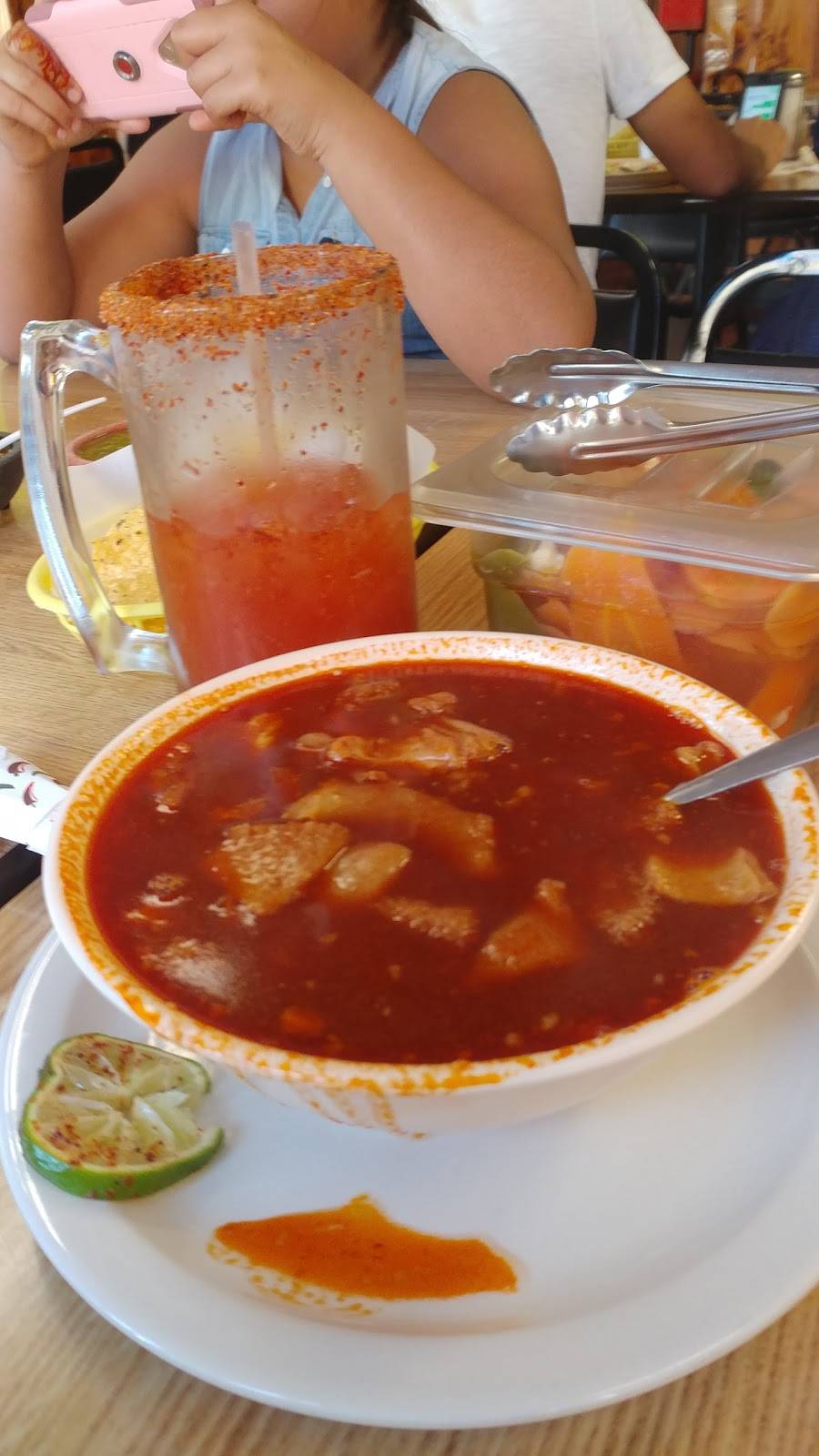 Taquería El Charro I | meal delivery | 6661 N Clark St, Chicago, IL 60626, USA | 7737437056 OR +1 773-743-7056