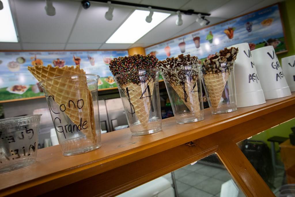 Neveria Y Antojitos Charlys | bakery | 5821 N 67th Ave #105, Glendale, AZ 85301, USA | 6235942127 OR +1 623-594-2127