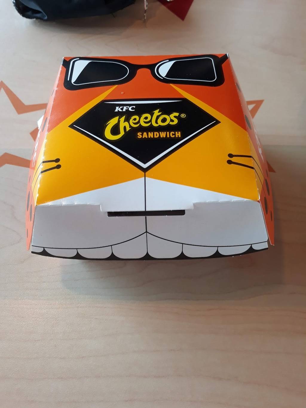 KFC | restaurant | 2555 S 175th St, Omaha, NE 68130, USA | 4029335211 OR +1 402-933-5211