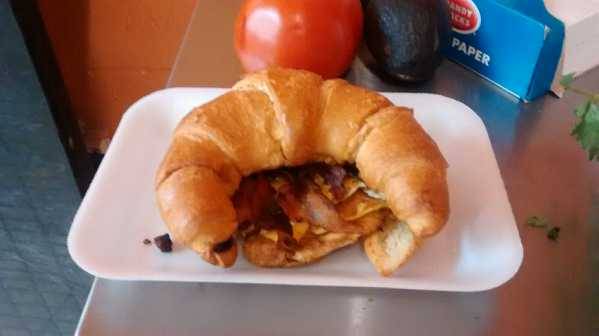 Shop N Go | restaurant | 2154 Broadway, Fort Myers, FL 33901, USA | 8635175729 OR +1 863-517-5729