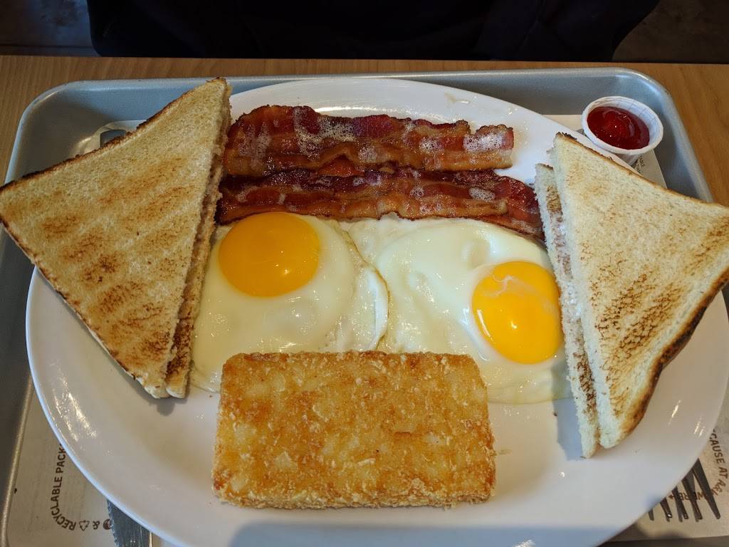 A&W Canada | restaurant | 1277 York Mills Rd, North York, ON M3A 1Z5, Canada | 4167929030 OR +1 416-792-9030