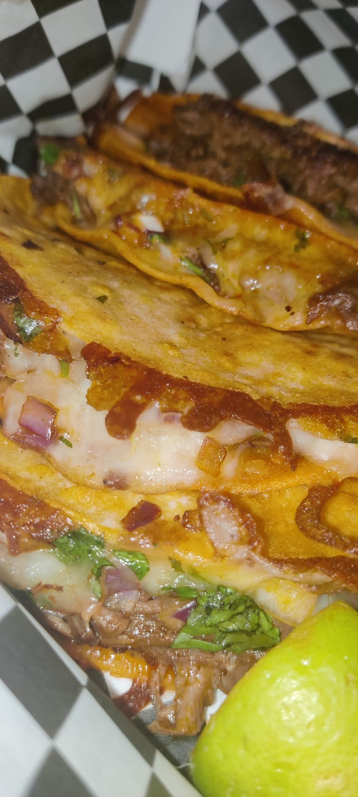 Birrieria La Santa Tacos & More | restaurant | 18205 Des Moines Memorial Dr, SeaTac, WA 98148, USA | 2062570764 OR +1 206-257-0764