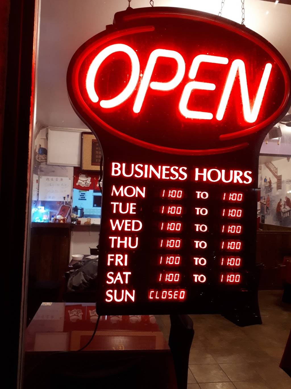 Shanghai Express | restaurant | 31 Hainer St, St. Catharines, ON L2S 1M8, Canada | 2893620555 OR +1 289-362-0555