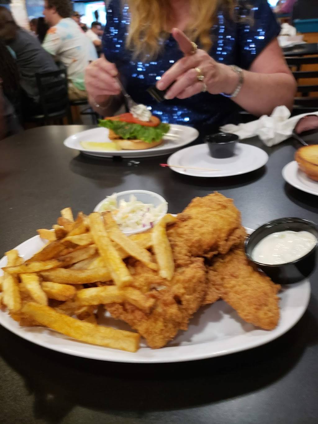 Crafty Rooster | restaurant | 1125 3rd Ave, Conway, SC 29526, USA | 8434388330 OR +1 843-438-8330