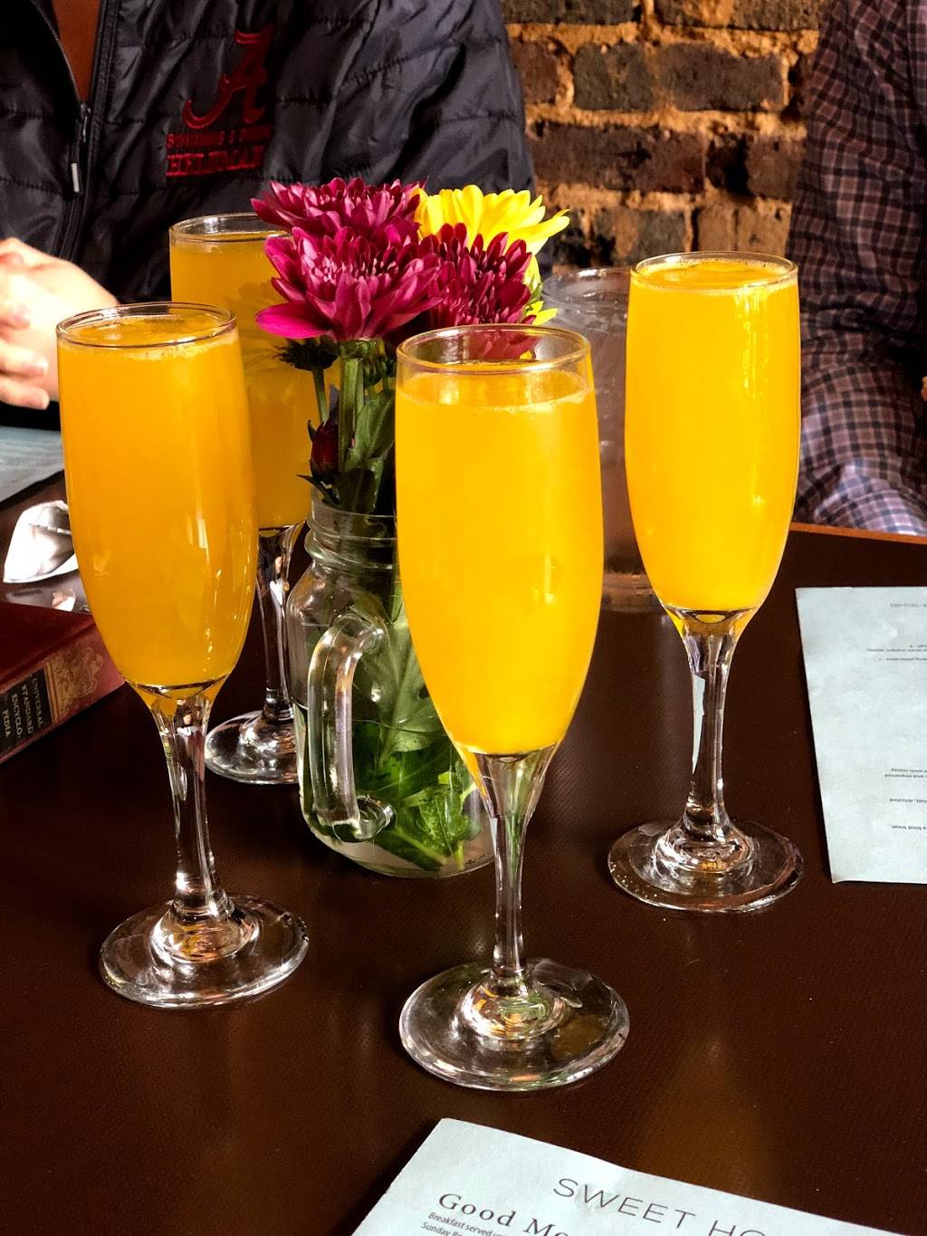 Sweet Home Food Bar | restaurant | 2218 University Blvd, Tuscaloosa, AL 35401, USA | 2057649346 OR +1 205-764-9346