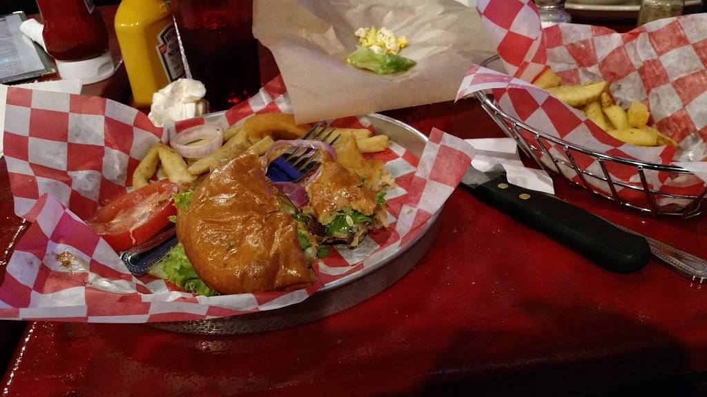 Pierce Road Bar and Grill | restaurant | 2903 Pierce Rd, Saginaw, MI 48604, USA | 9894013590 OR +1 989-401-3590