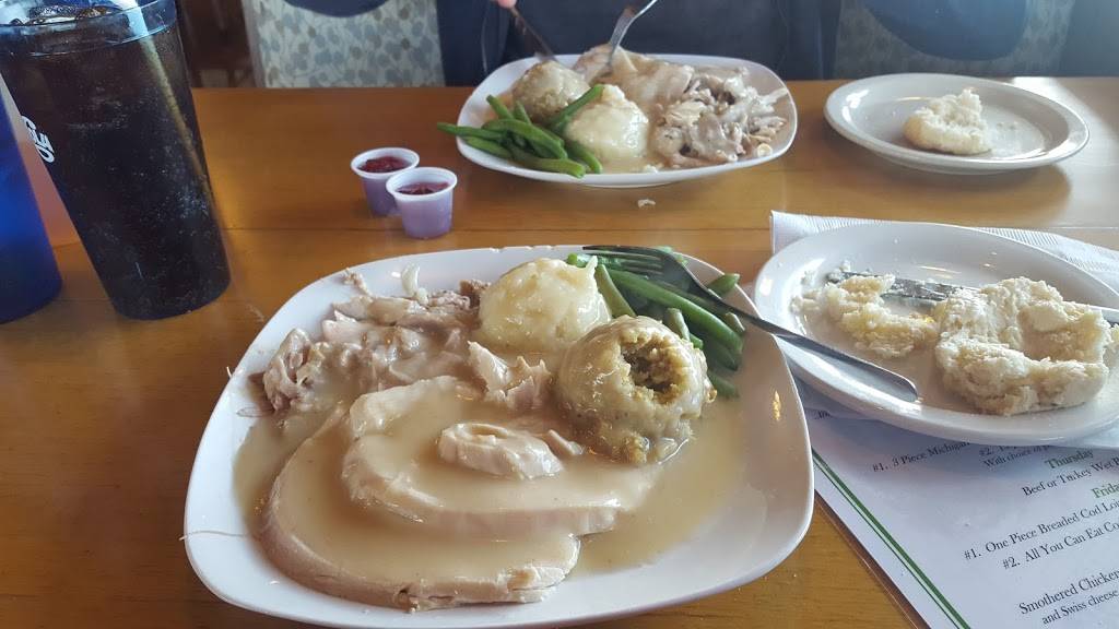 Gobblers of Gaylord | restaurant | 900 S Otsego Ave, Gaylord, MI 49735, USA | 9897329005 OR +1 989-732-9005