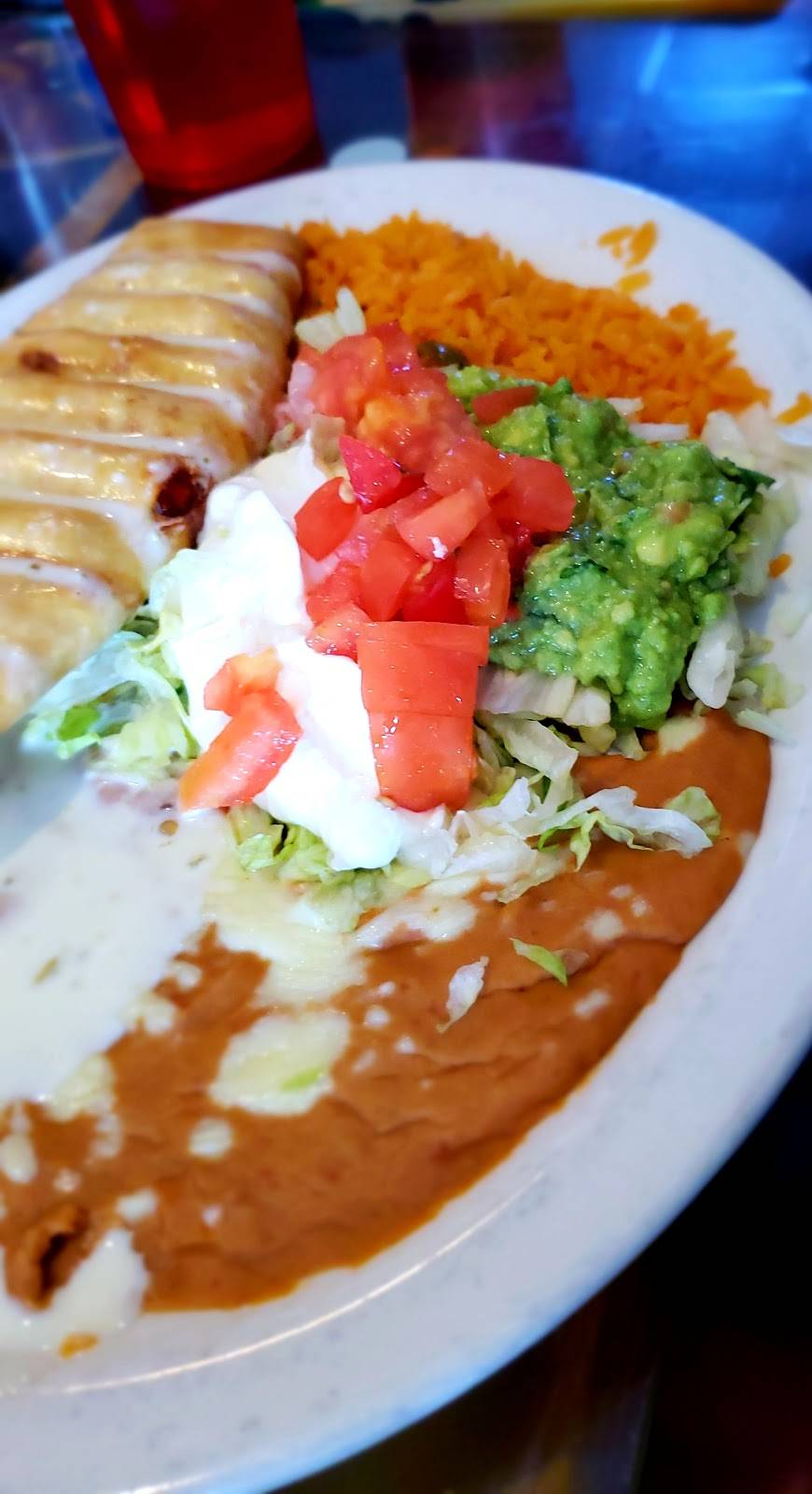 Cielito Lindo | restaurant | 3965 Parkway, Pigeon Forge, TN 37863, USA | 8657742332 OR +1 865-774-2332