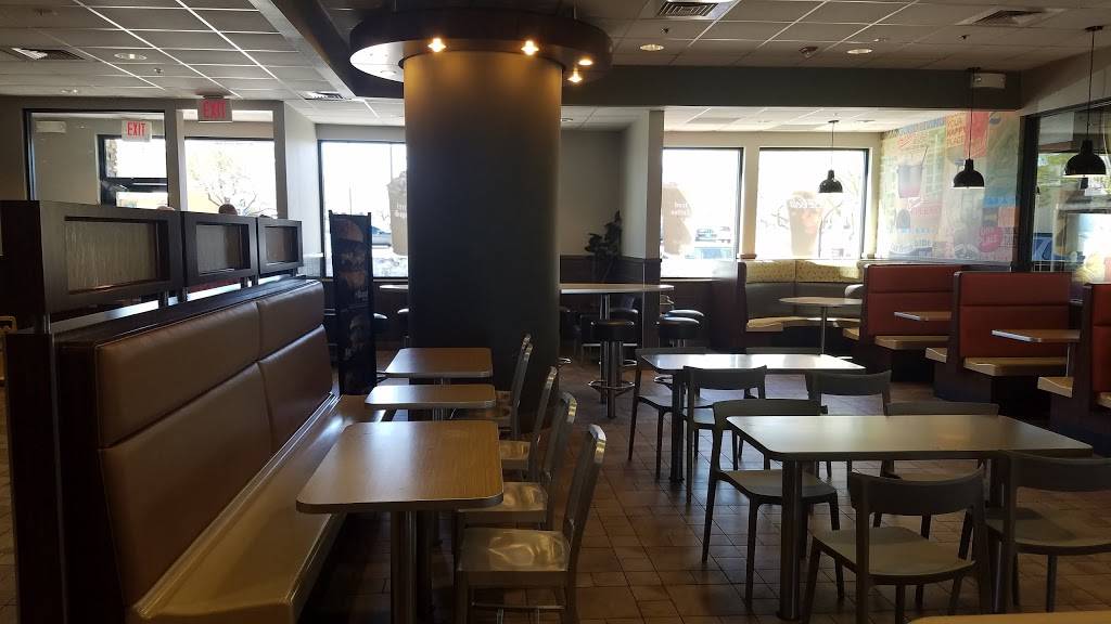 McDonalds | cafe | 775 W Via Rancho Sahuarita Rd, Sahuarita, AZ 85629, USA | 5202071349 OR +1 520-207-1349
