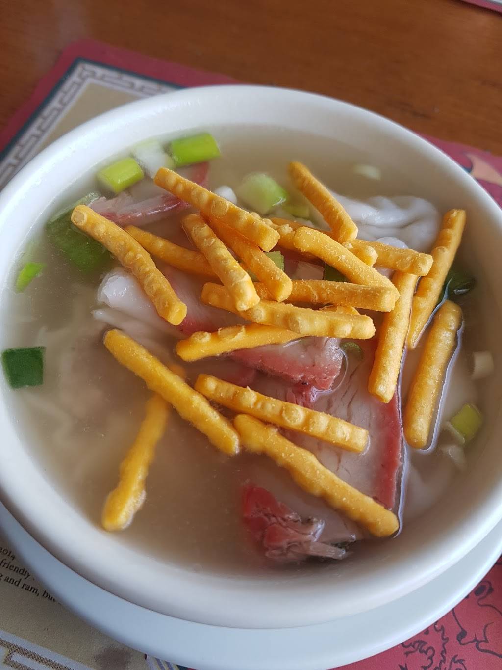 Luckys Chinese Restaurant | restaurant | 116 Elora St S, Harriston, ON N0G 1Z0, Canada | 5193385366 OR +1 519-338-5366