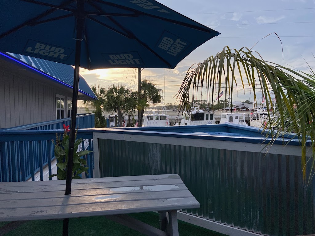 Dockside Market & Grill | restaurant | 5550 N Lagoon Dr, Panama City, FL 32408, USA | 8507718737 OR +1 850-771-8737