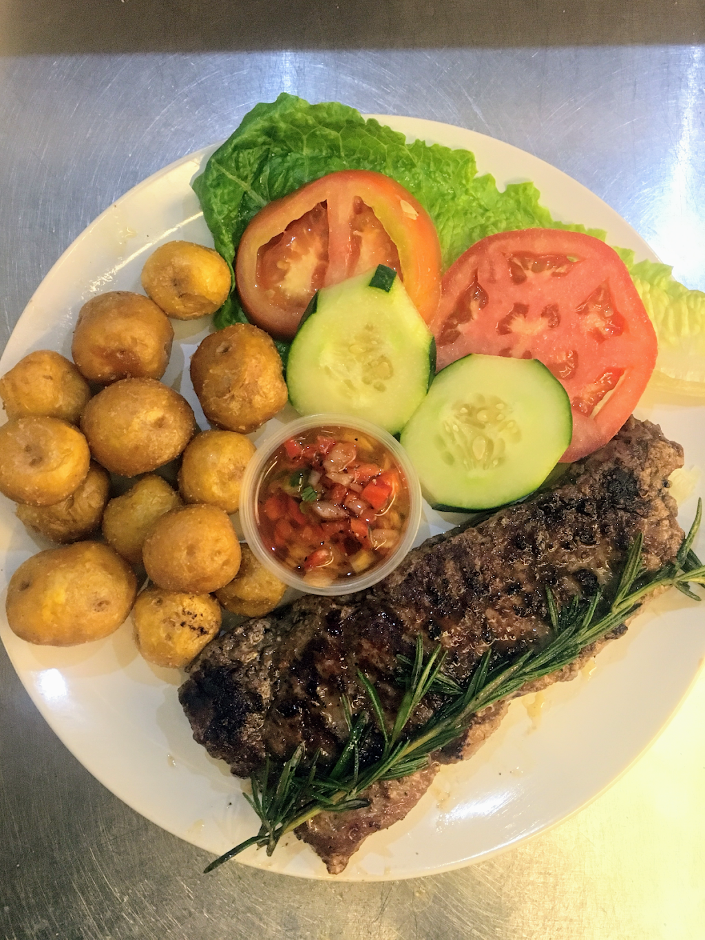 Passion & Beyond Kitchen | restaurant | 205 S State Rd 7, Margate, FL 33068, USA | 7863388895 OR +1 786-338-8895