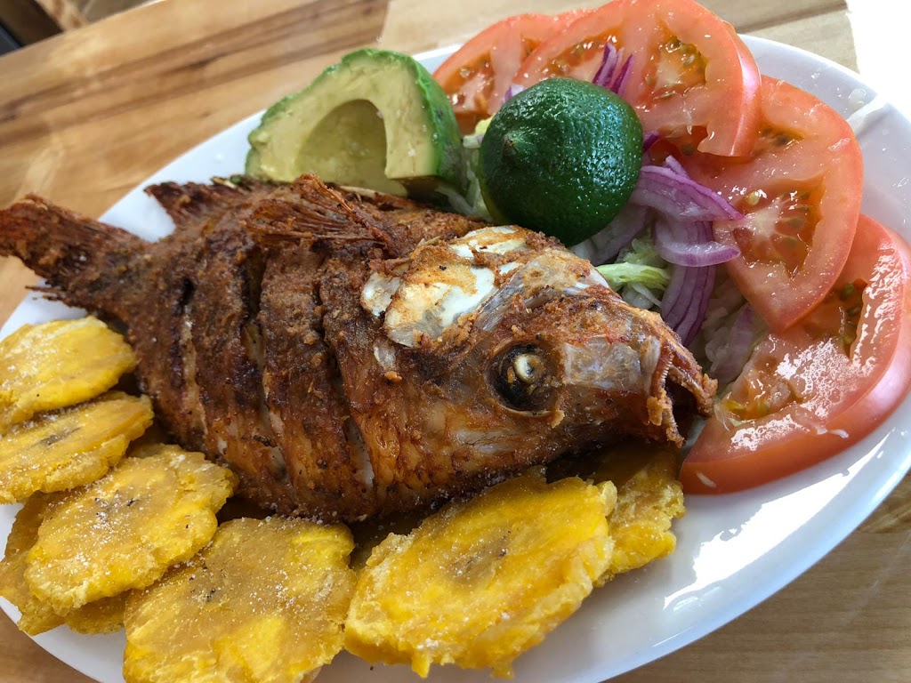 La Casita de Manta | restaurant | 581 Chase Ave, Waterbury, CT 06704, USA | 2035274450 OR +1 203-527-4450