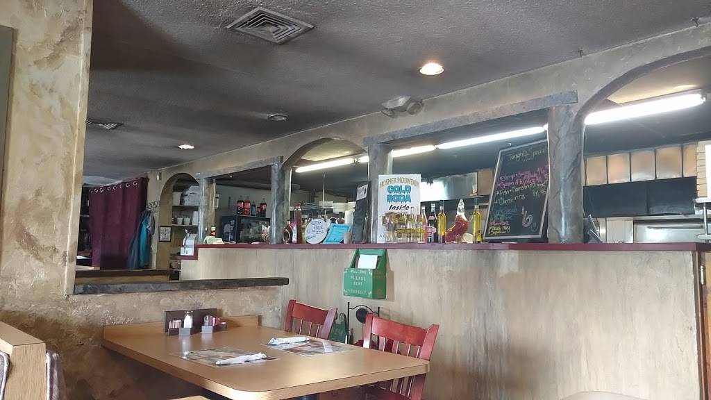 New England Pizza & Restaurant | restaurant | 319 Boston Post Rd, North Windham, CT 06256, USA | 8604568770 OR +1 860-456-8770