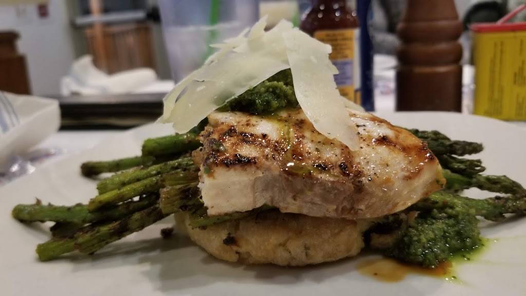 Big Fish Grill on the Riverfront | restaurant | 720 Justison St, Wilmington, DE 19801, USA | 3026523474 OR +1 302-652-3474