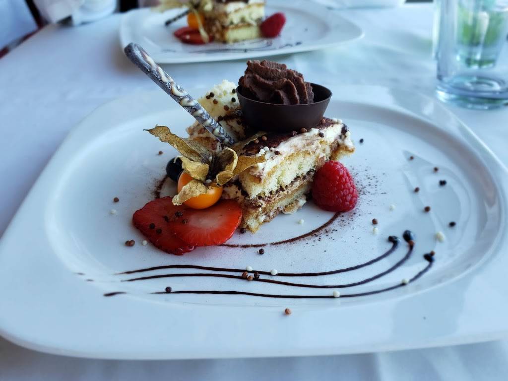 Toula Restaurant & Bar | restaurant | 1 Harbour Square floor 38th, Toronto, ON M5J 1A6, Canada | 4167772002 OR +1 416-777-2002