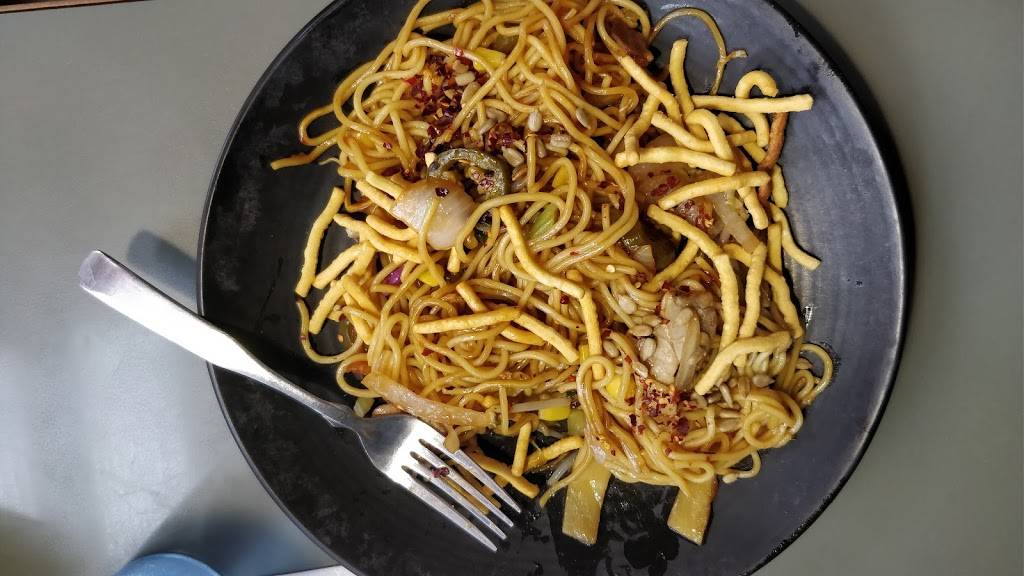 HuHot Mongolian Grill | restaurant | 102 Apache Mall, Rochester, MN 55902, USA | 5072064422 OR +1 507-206-4422