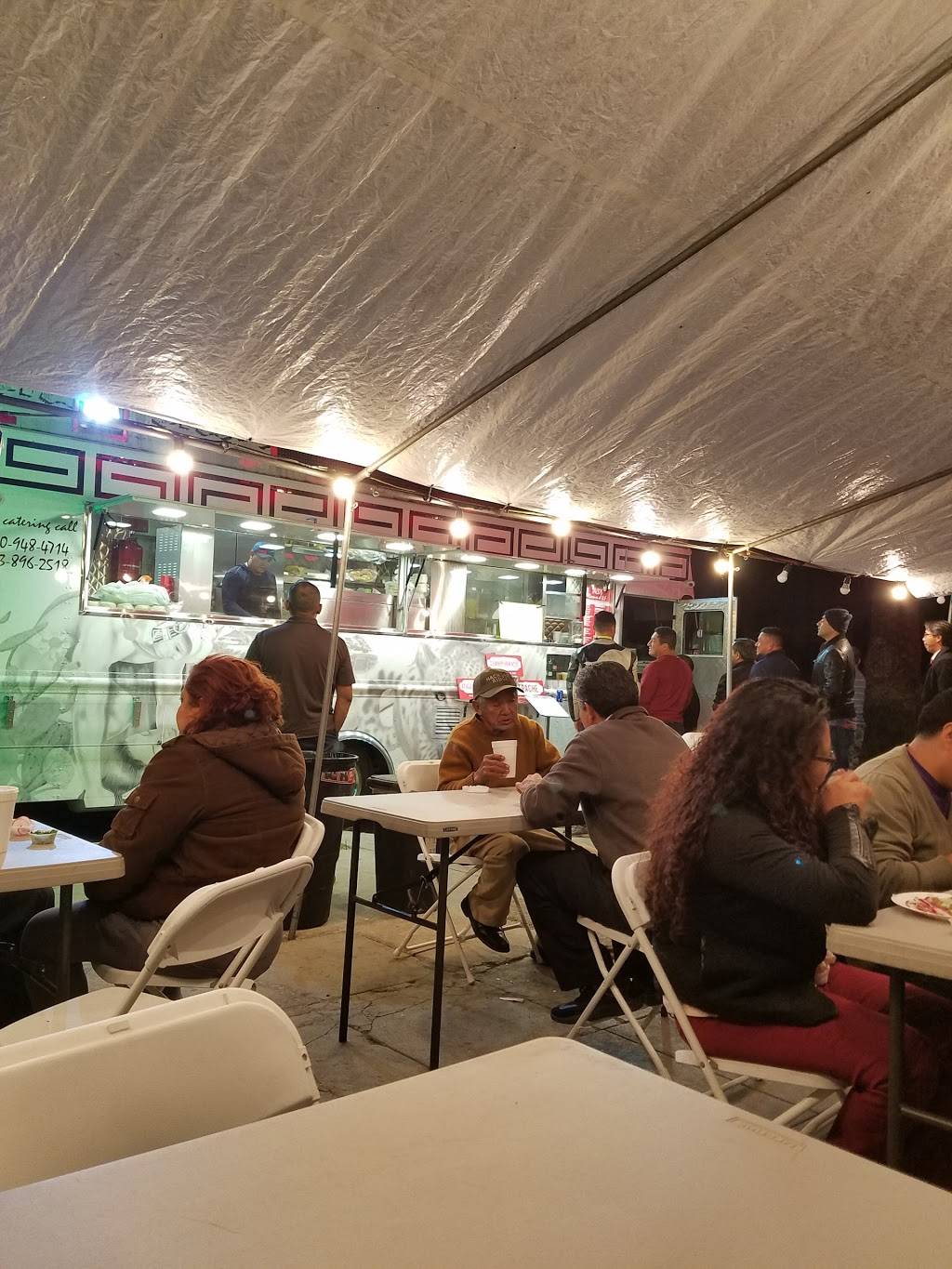 Tacos Como En El D.f. Taco Truck | restaurant | 2431 W Washington Blvd, Los Angeles, CA 90018, USA | 3109484714 OR +1 310-948-4714