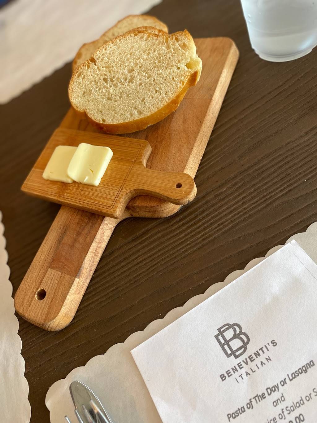 Beneventis Italian Restaurant | restaurant | 209 S Mingus Blvd, Mingus, TX 76463, USA | 8177561972 OR +1 817-756-1972