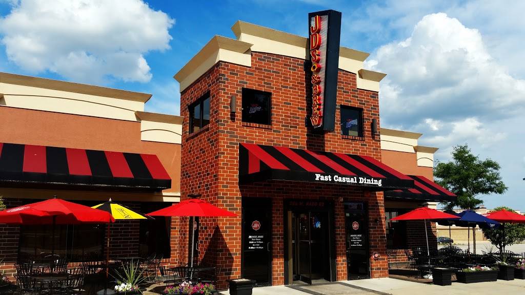 JDs Q & Brew | restaurant | 286 W Rand Rd, Arlington Heights, IL 60004, USA | 8476700100 OR +1 847-670-0100