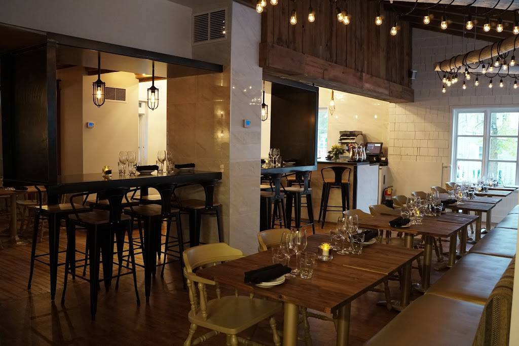 Restaurant La Carcasse | restaurant | 277 Rue St Pierre, Saint-Constant, QC J5A 2A6, Canada | 4509934900 OR +1 450-993-4900