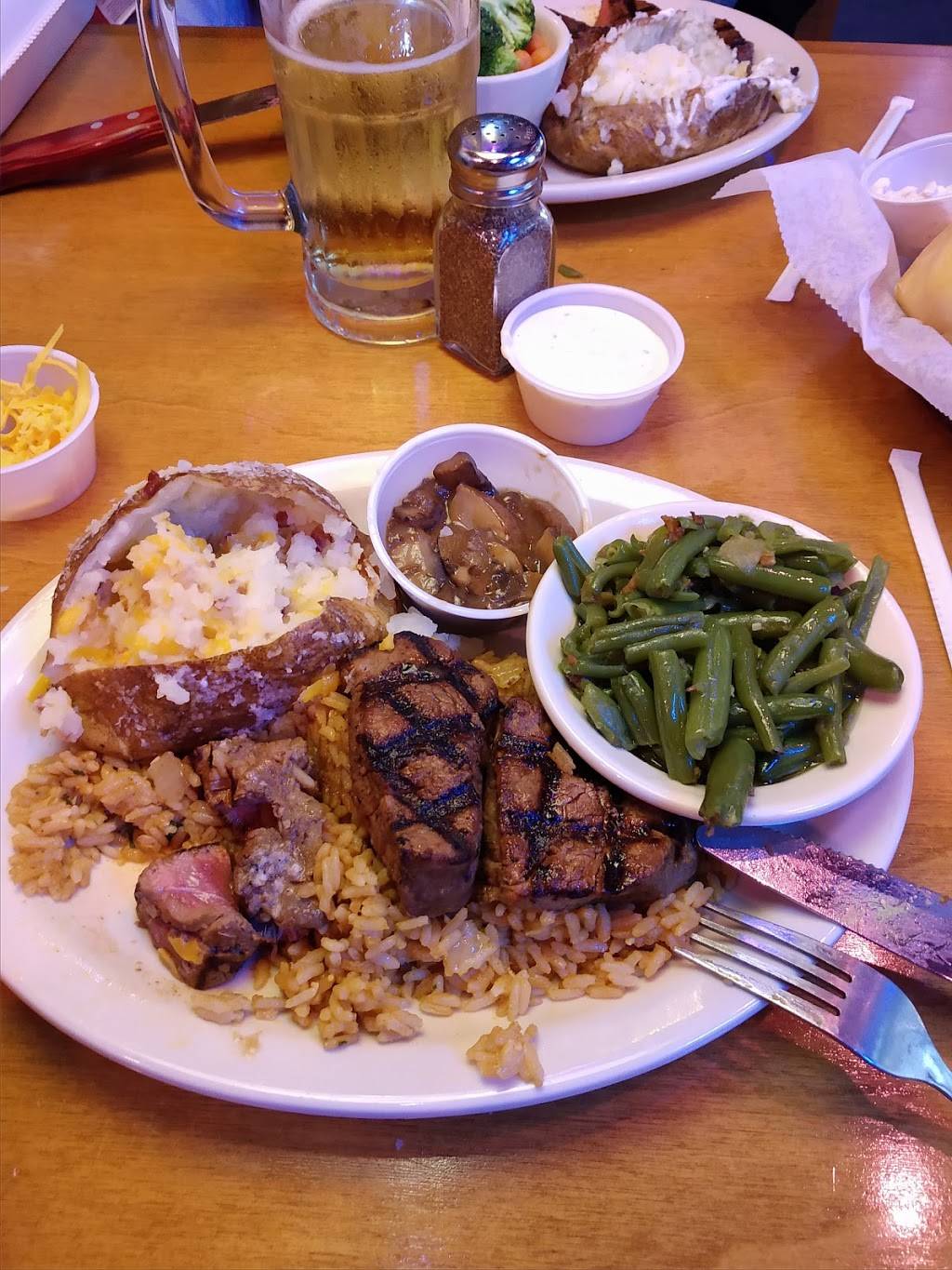 Texas Roadhouse | restaurant | 1813 S Caraway Rd, Jonesboro, AR 72401, USA | 8703930262 OR +1 870-393-0262