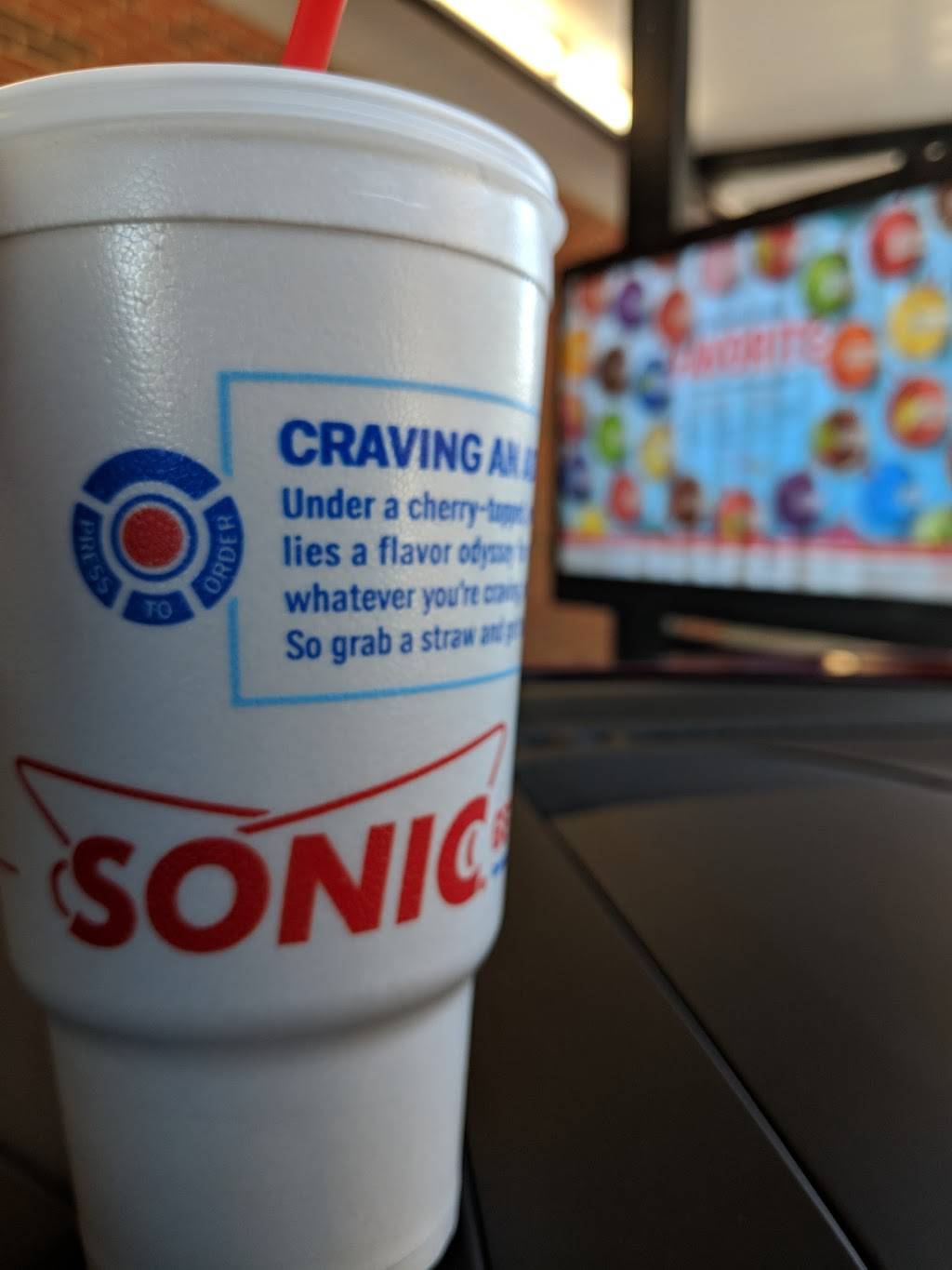 Sonic Drive-In | restaurant | 61105 Airport Rd, Slidell, LA 70460, USA | 9856496814 OR +1 985-649-6814