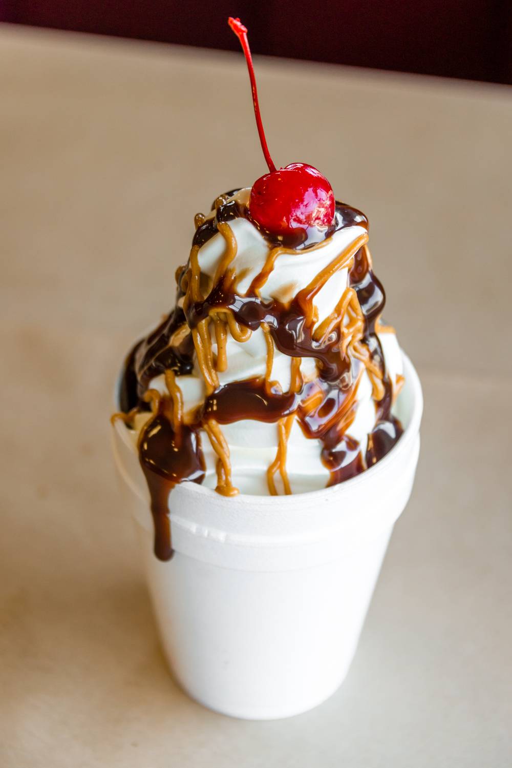 The Dawg House | restaurant | 17 N Middletown Rd, Nanuet, NY 10954, USA | 8456249500 OR +1 845-624-9500