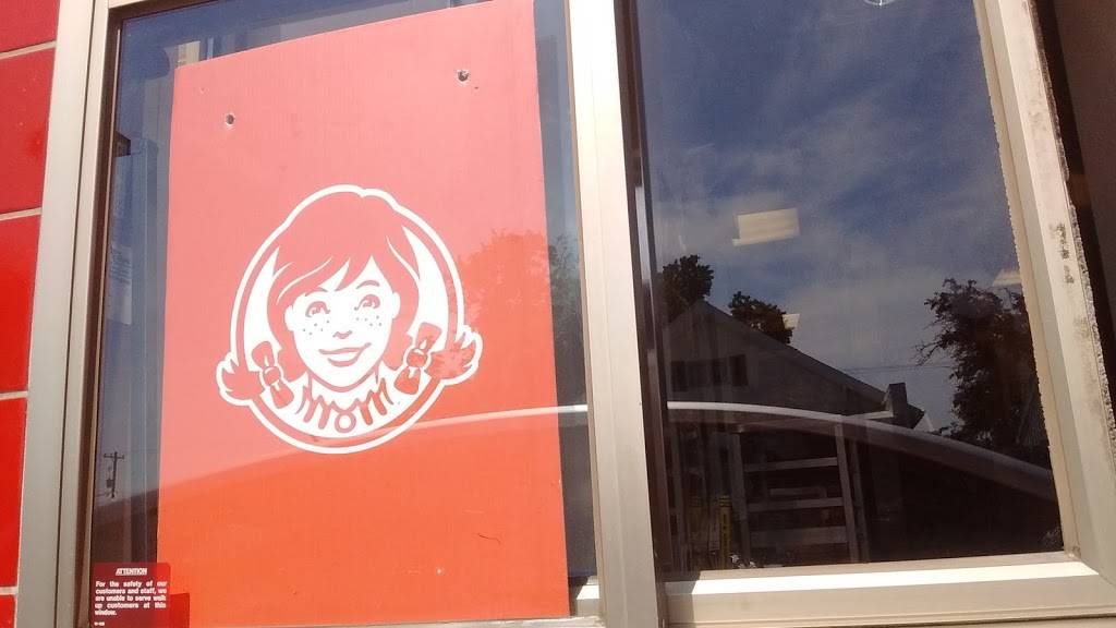 Wendys | restaurant | 929 W Columbia Ave, Battle Creek, MI 49015, USA | 2699644912 OR +1 269-964-4912