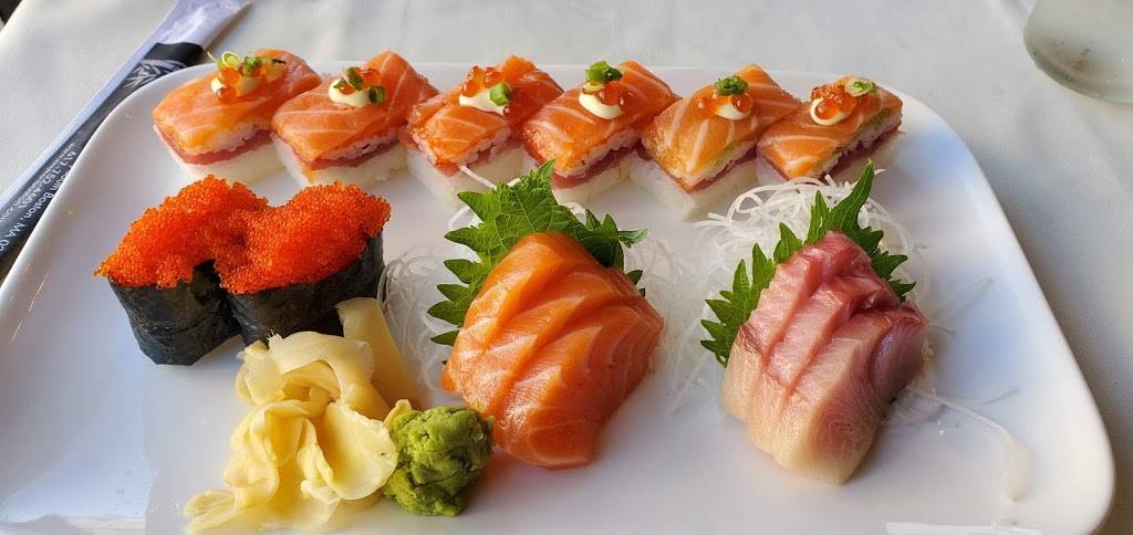 Moko Japanese Cuisine | restaurant | 674 E Broadway, Boston, MA 02127, USA | 6177524601 OR +1 617-752-4601