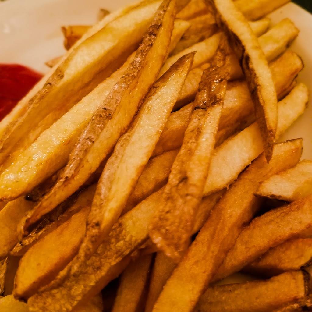 Greek House-Pizza & Italian | restaurant | 215 Kings Hwy # 104, Fredericksburg, VA 22405, USA | 5403731275 OR +1 540-373-1275