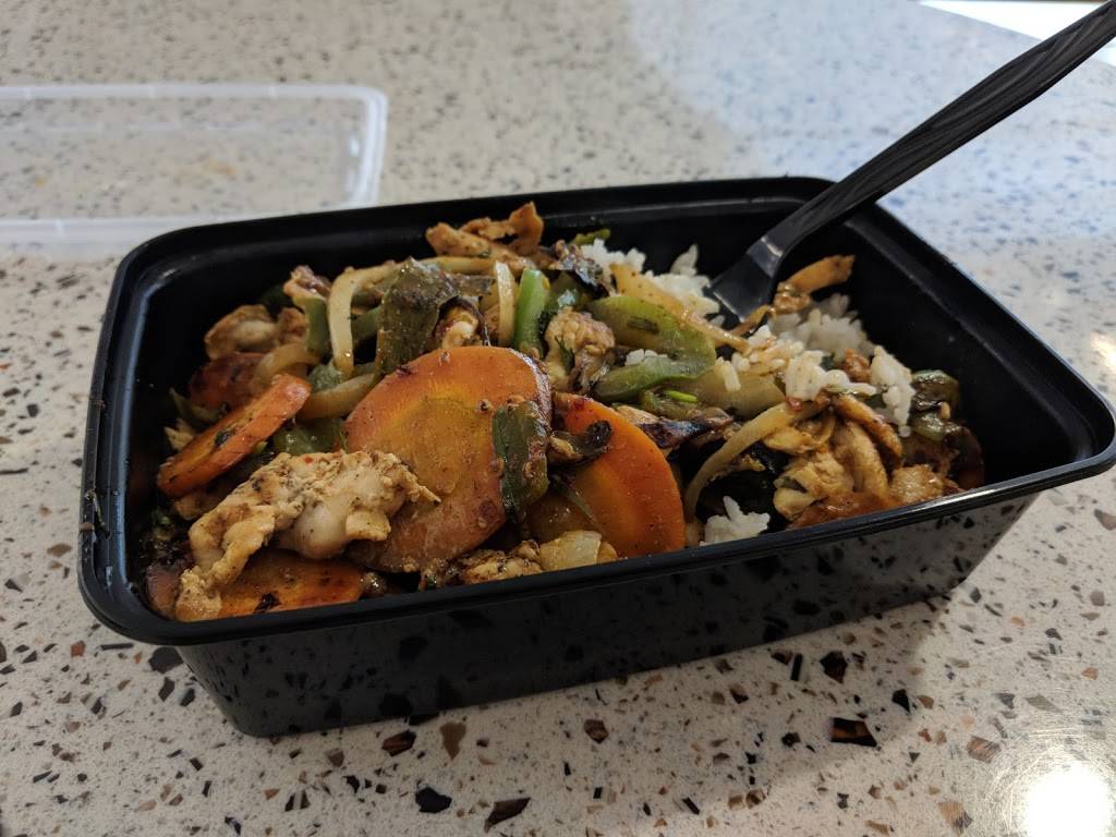 Genghis Grill | restaurant | 2625 International Pkwy, Dallas, TX 75261, USA | 9729736408 OR +1 972-973-6408