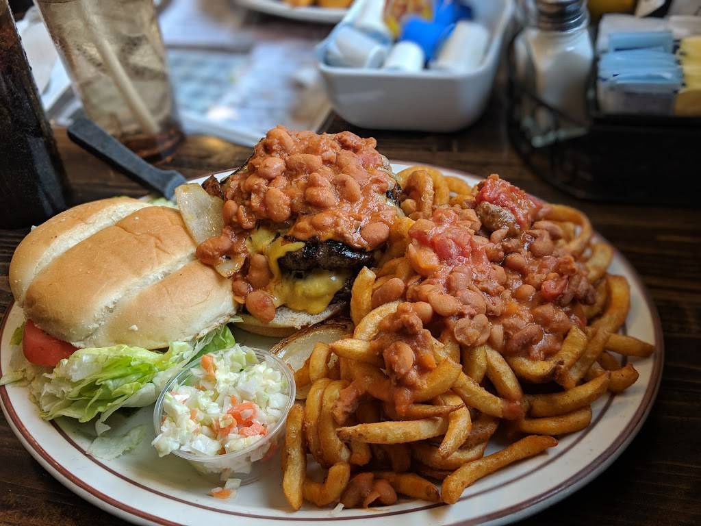 Golden Nugget Pancake House | bakery | 1765 W Lawrence Ave, Chicago, IL 60640, USA | 7737696700 OR +1 773-769-6700