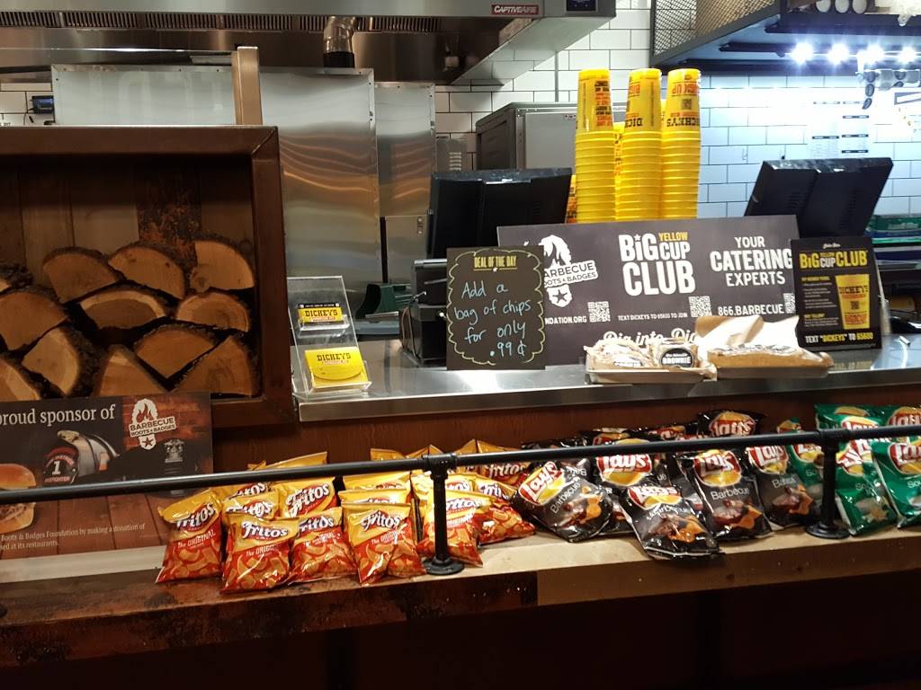 Dickeys Barbecue Pit | restaurant | 16581 W Bell Rd, Surprise, AZ 85374, USA | 4806262203 OR +1 480-626-2203