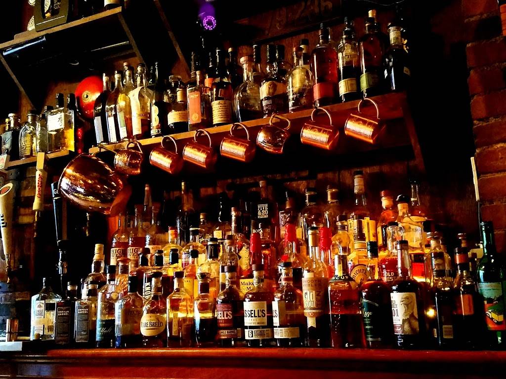 Carmellas Plates & Pints | restaurant | 1908 E Carson St, Pittsburgh, PA 15203, USA | 4129181215 OR +1 412-918-1215