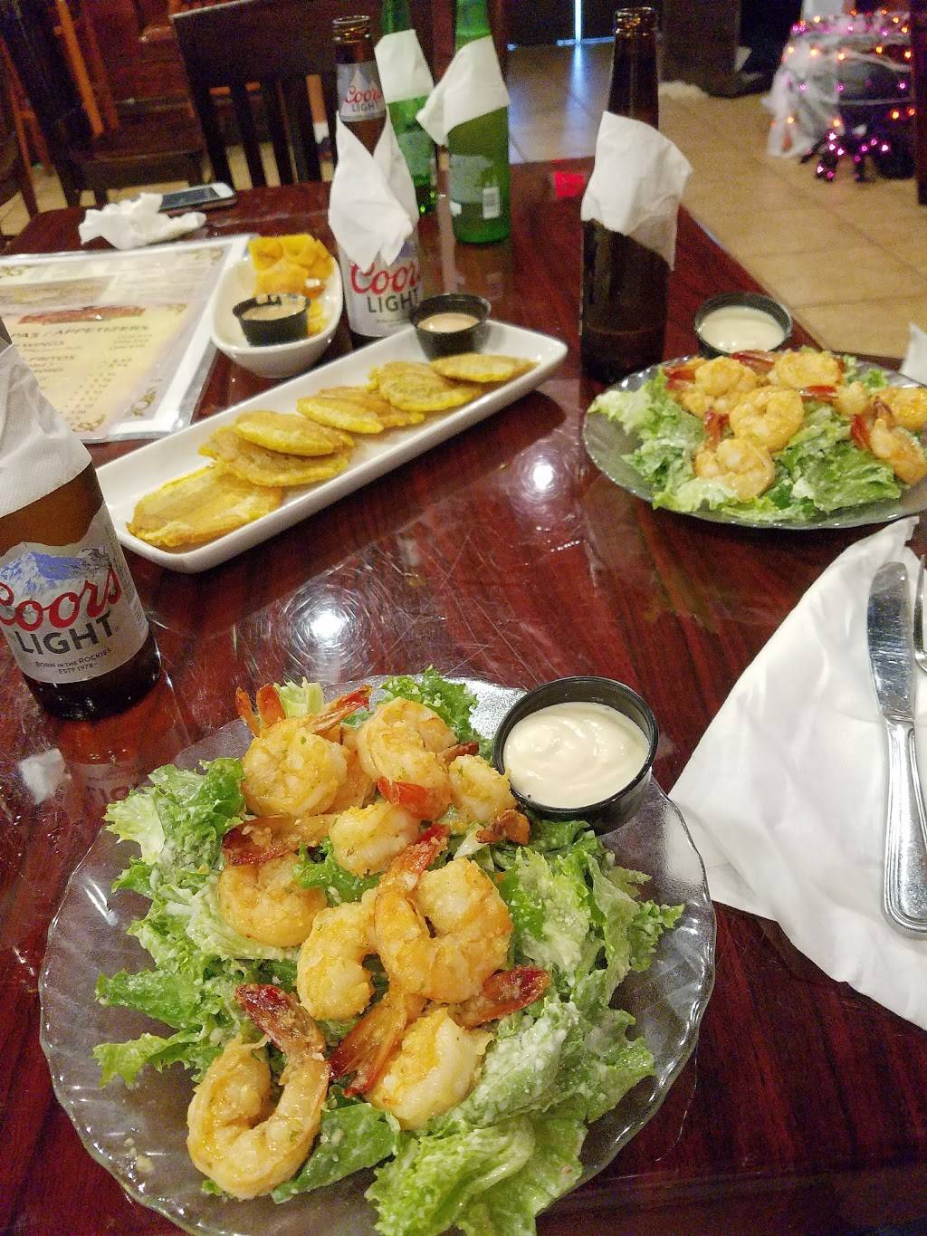 Casa 21 Restaurant Bar & Grill | restaurant | 4235 W Waters Ave, Tampa, FL 33614, USA | 8138862272 OR +1 813-886-2272