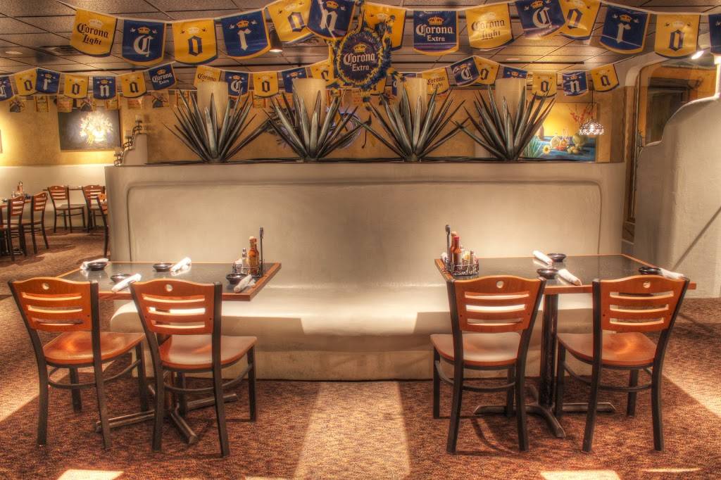 Iguana Mia | restaurant | 1027 Cape Coral Pkwy E, Cape Coral, FL 33904, USA | 2399453181 OR +1 239-945-3181