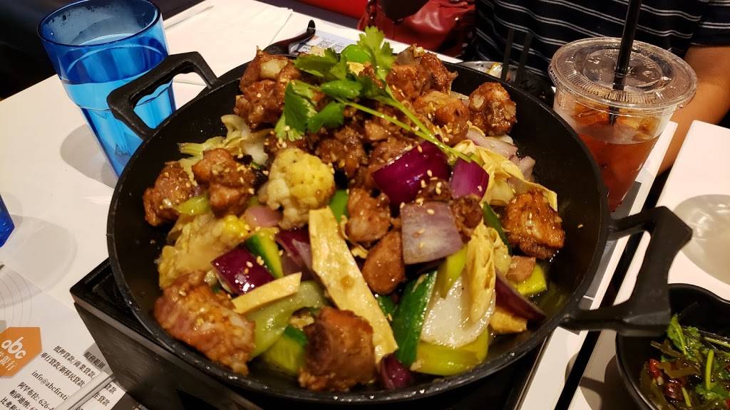 Black Bao Hot Pot | restaurant | 18406 Colima Rd Ste C, Rowland Heights, CA 91748, USA | 6264742105 OR +1 626-474-2105