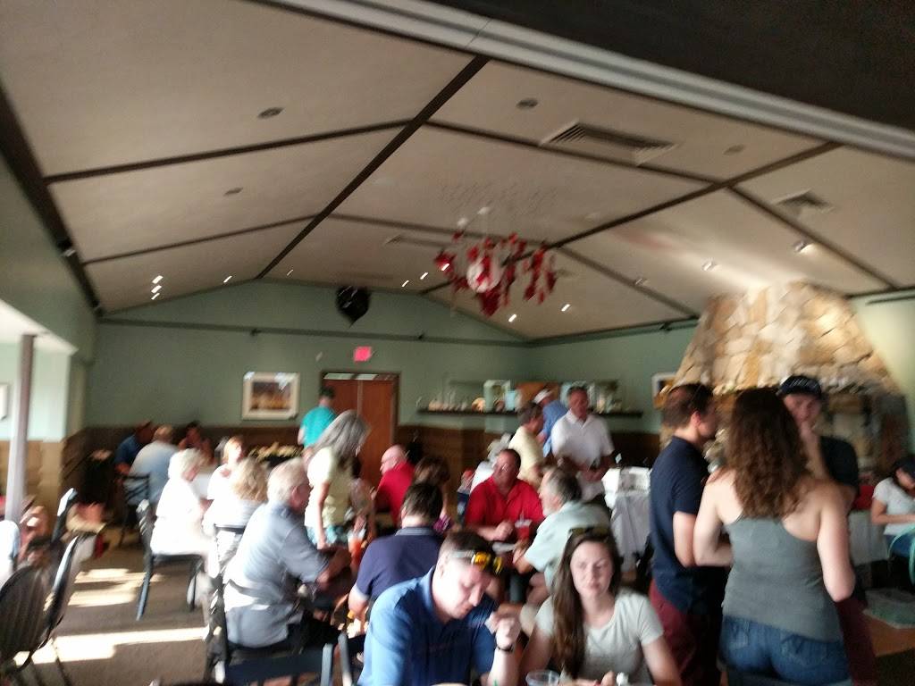 Windham Seasons Bar and Grill | restaurant | 184 Club Rd, North Windham, CT 06256, USA | 8604564211 OR +1 860-456-4211