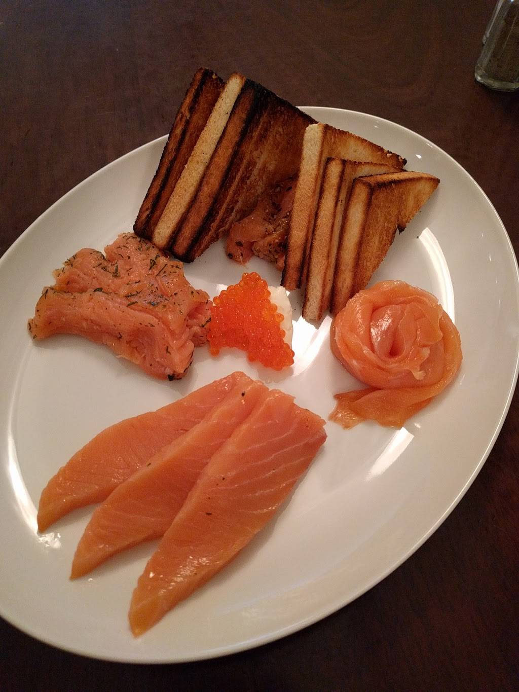 Petrossian | restaurant | 182 W 58th St, New York, NY 10019, USA | 2122452217 OR +1 212-245-2217