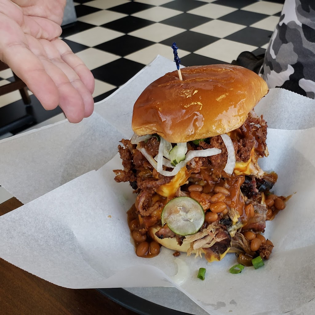 Steves Pig Pikins BBQ | restaurant | 873 S Rainbow Blvd, Las Vegas, NV 89145, USA | 7023317118 OR +1 702-331-7118