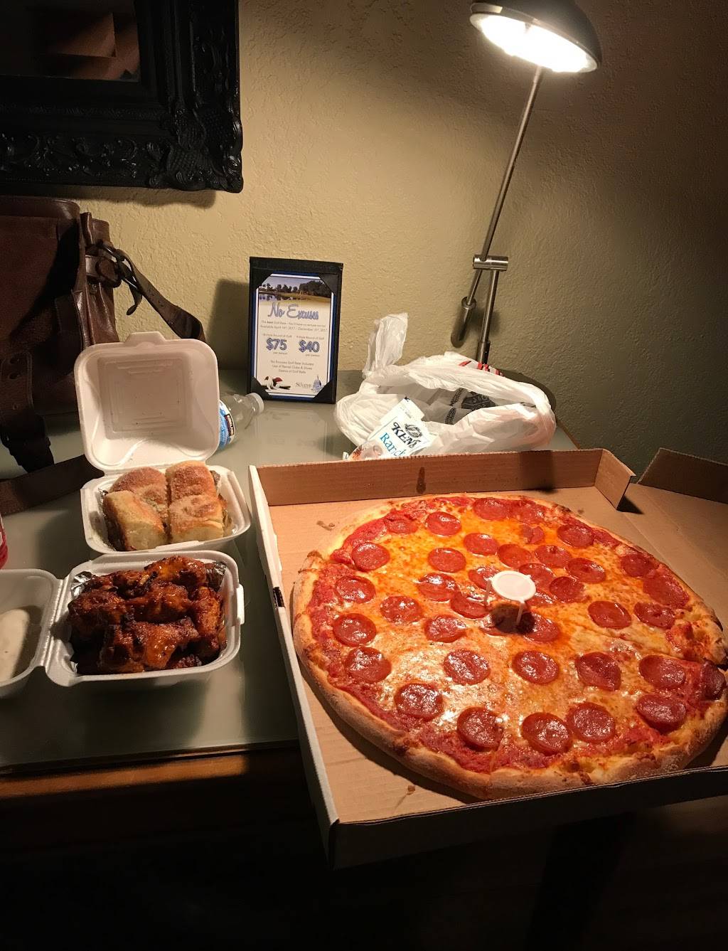 Pizza Scene | restaurant | 6725 Main St, Miami Lakes, FL 33014, USA | 3055583212 OR +1 305-558-3212