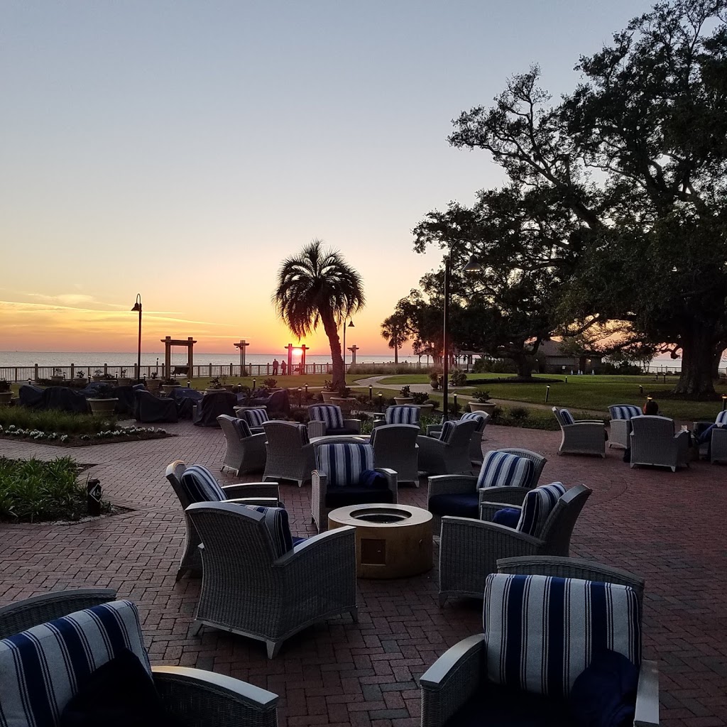 Southern Roots | restaurant | 17855 Scenic Hwy 98 #2, Fairhope, AL 36532, USA | 2519904300 OR +1 251-990-4300