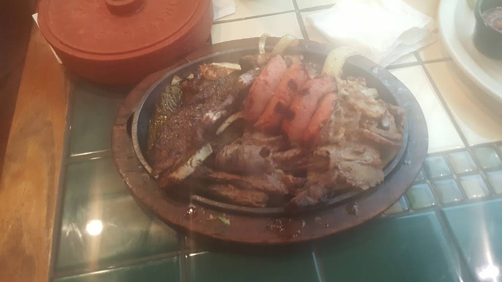 Las Ranitas Fort Worth | restaurant | 4200 South Fwy # 1715, Fort Worth, TX 76115, USA | 8179234344 OR +1 817-923-4344