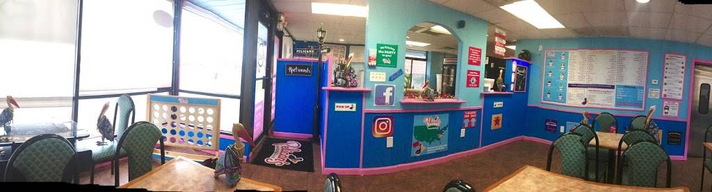 Pelicans SnoBalls - Roanoke | restaurant | 409 E Byron Nelson Blvd, Roanoke, TX 76262, USA | 8178086040 OR +1 817-808-6040