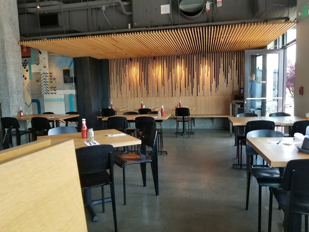 Heyday Bar & Restaurant | restaurant | 1372 31st Ave S, Seattle, WA 98144, USA | 2068299816 OR +1 206-829-9816