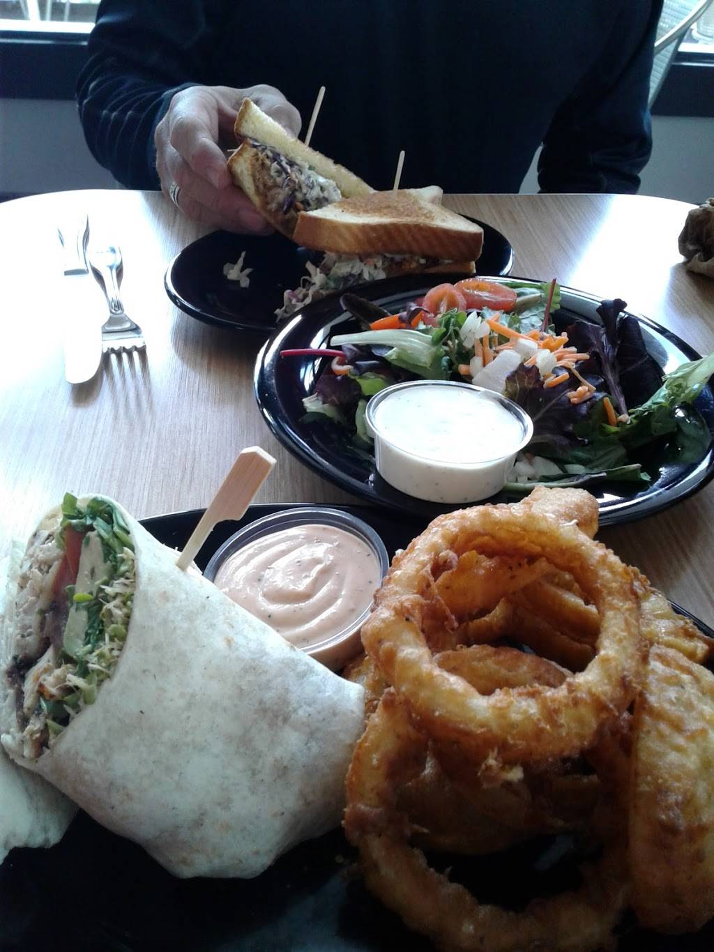 400° Gourmet Burgers & Fries | restaurant | Mission St, Carmel-By-The-Sea, CA 93923, USA | 8312440040 OR +1 831-244-0040